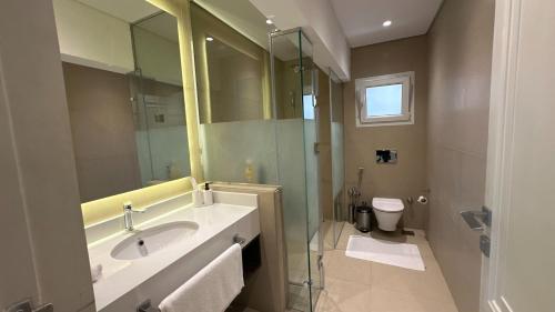 Ένα μπάνιο στο Beeclo Studio in Zamalek