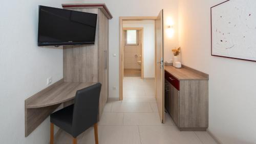 Μια τηλεόραση ή/και κέντρο ψυχαγωγίας στο ERSTAY
