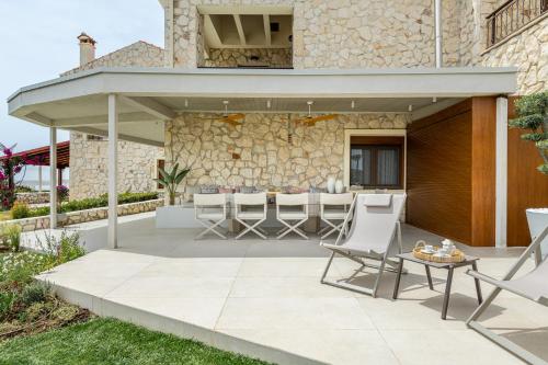 Φωτογραφία από το άλμπουμ του Constance's House Seaside Villa in Nikiti στη Νικήτη