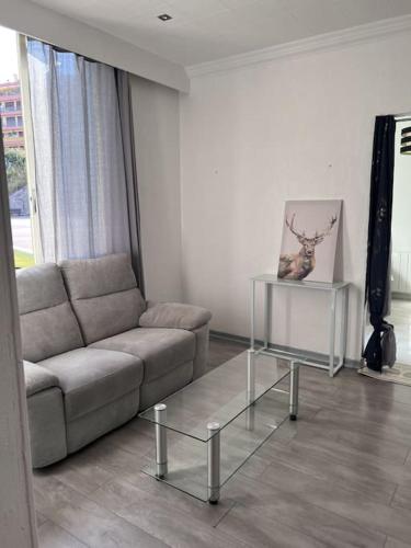 2 pièces idéalement situé 5 min de la mer à pied