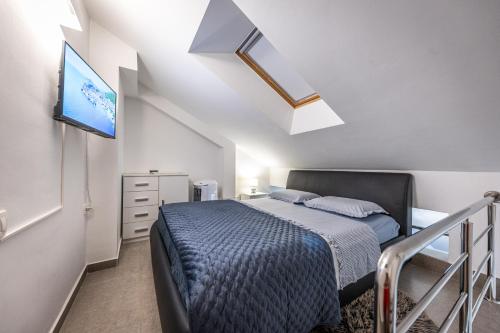 NEW Modern Studio Apartment Nina