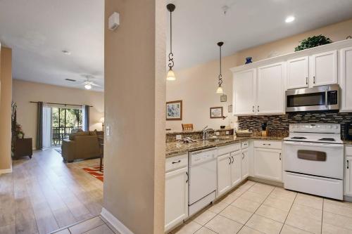 Bahama Bay- Two bedrooms condo fully equipped photo 7