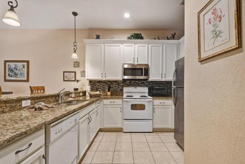 Bahama Bay- Two bedrooms condo fully equipped photo 12