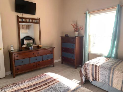 Bahama Bay- Two bedrooms condo fully equipped photo 32