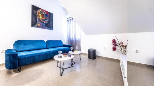 NEW Modern Studio Apartment Nina