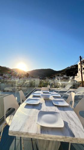 Stone house with roof-top terrace sea at 10 meters