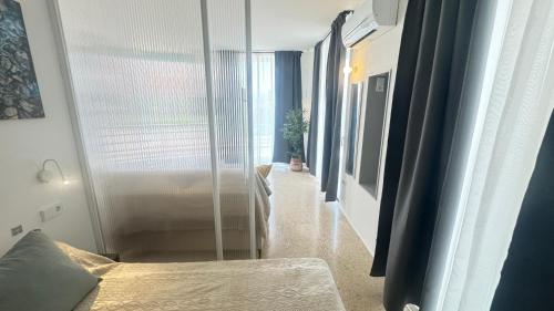 Estudio con piscina