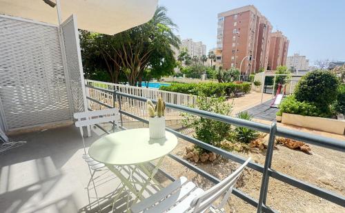 Estudio con piscina