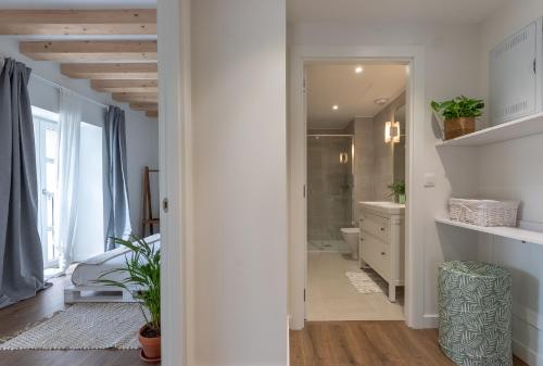 Ένα μπάνιο στο IDEAL & SOLEADO duplex con jardín
