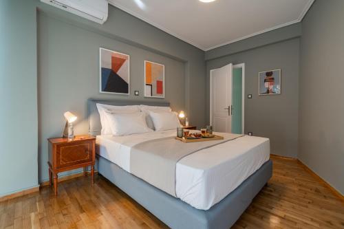 Elegant Escape 2BR BA Sunny Apt