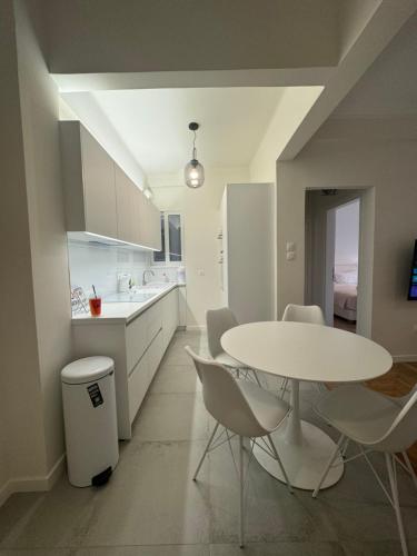 Acropolis Flat