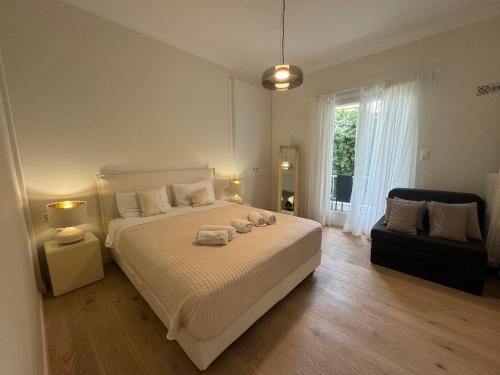 Acropolis Flat