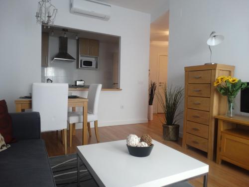 Málaga Apartamentos - Montaño, 18