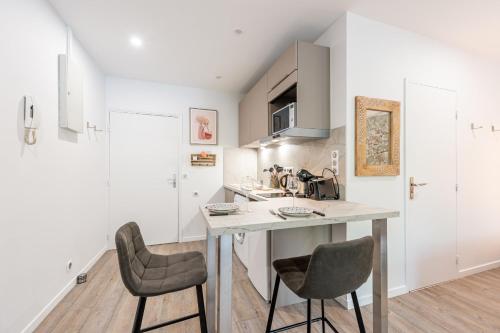 Le Bonlieu 3 - Joli studio avec balcon en plein coeur de la ville