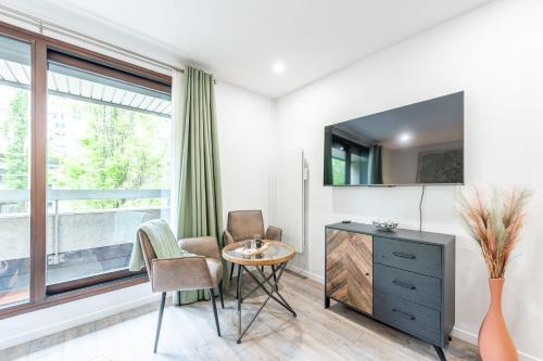 Le Bonlieu 3 - Joli studio avec balcon en plein coeur de la ville
