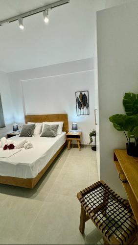 Gallery image of Zoe Seafront Aprt in Siviri