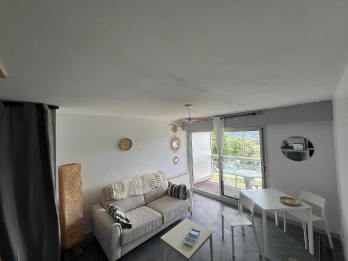 Studio vue mer sur le port de Perros-Guirec