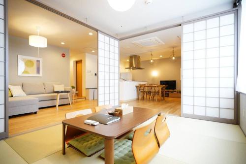 Istumisnurk majutusasutuses Condominium Riana