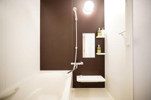 Bilik mandi di Condominium Riana
