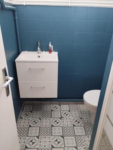 Photo de la galerie de l'établissement Appart au calme,dernier étage,15 min de Paris, à Argenteuil