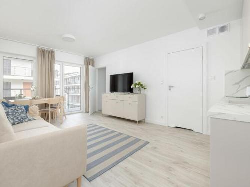 Apartment with balcony, close to the beach, pool