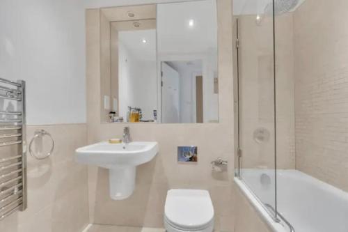 Ένα μπάνιο στο Covent Garden Apartment