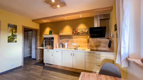 Kuchyň nebo kuchyňský kout v ubytování Ferienwohnung Olbernhau 7 Täler - Apartment