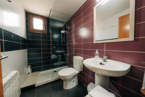 Koupelna v ubytování Apartamentos Stetic 2