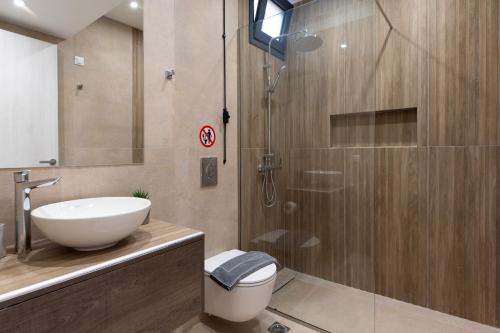 Elegant Studio Apartment by IVY Vacation Rentals