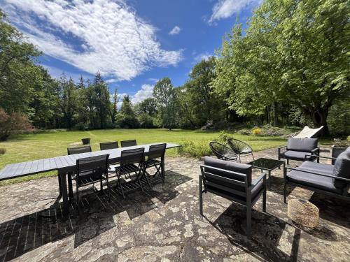 Photo de la galerie de l'établissement La Clairière - Le Calme de la Campagne - 9 pers, à Parigné-lʼÉvêque