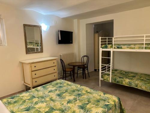 Gallery image of Scalette Via Elia in Numana