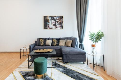 Ferris wheel by Christiano Apartments