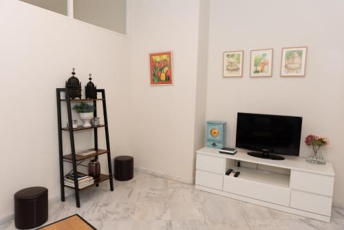 Charming & quiet apartment in Plaza del Salvador