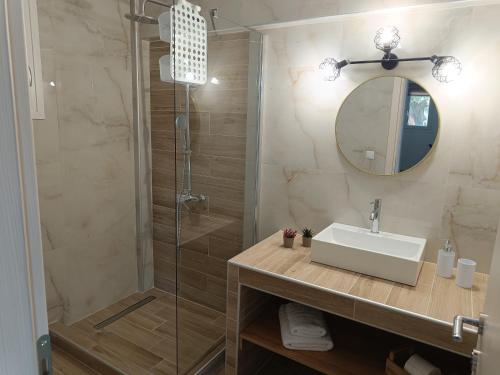 Ванная комната в Olive Waves apartments