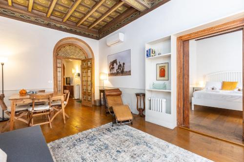 Frattina Atmosphere by Rental in Rome