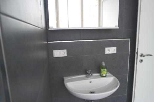 Ένα μπάνιο στο Nice Apartment in Vöhringen