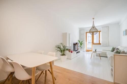 Modern and minimalist Apartment in Downtown 1065 Budapest, 10 Lázár utca kép - 3