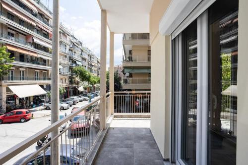 Central Modern Apartment 4