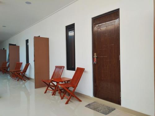 Ảnh trong thư viện ảnh của Ummi Home Syariah Mitra RedDoorz ở Tegal