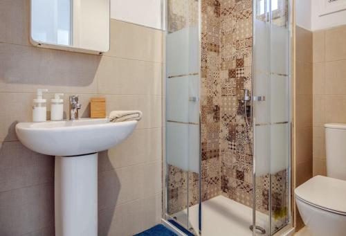 Tarifa Loft With 3 Bedrooms & Sea views RA-676