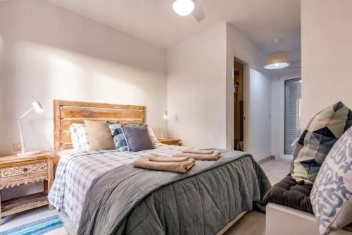Tarifa Loft With 3 Bedrooms & Sea views RA-676