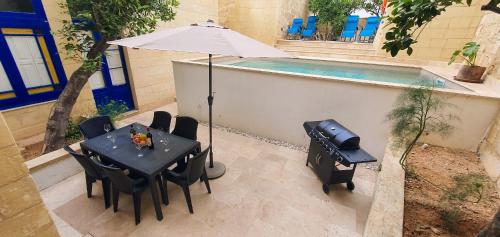 Πισίνα στο ή κοντά στο Dar Tan-Nanniet - House of Character with Private Pool