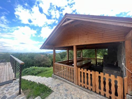 Балкон или терраса в Carpathian Log Home