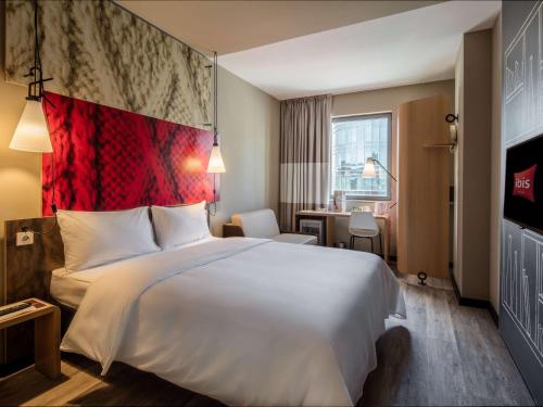 Giường trong phòng chung tại Ibis Istanbul West