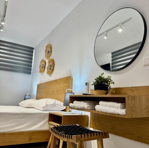 Gallery image of Zoe Seafront Aprt in Siviri
