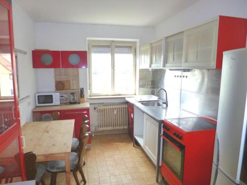 Η κουζίνα ή μικρή κουζίνα στο Nice Apartment in Vöhringen