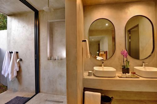 Gallery image of Ngala Lodge in Klipdrift