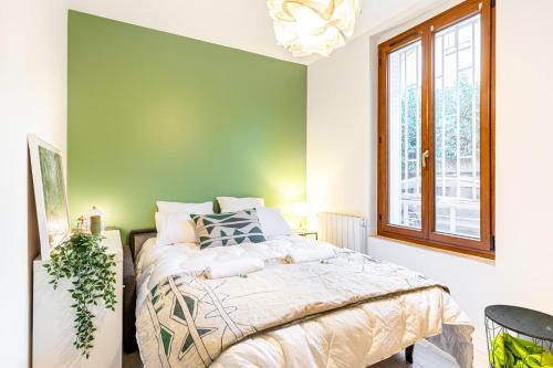 Katil atau katil-katil dalam bilik di GuestReady - Parisian Paradise in Gentilly