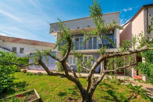 Apartments Karolina with Balcony