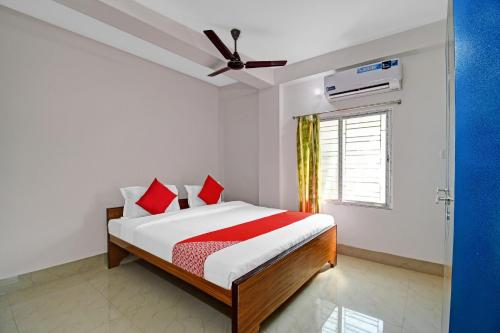 Postel nebo postele na pokoji v ubytování Super Hotel O Grand Eden